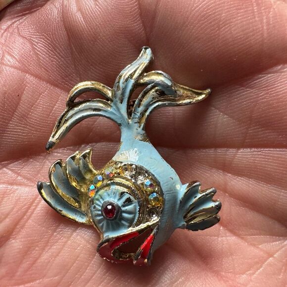 Vintage Enamel Fish Brooch - Picture 10 of 10